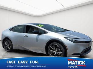 Used 2024 Toyota Prius XLE AWD/4WD video 1