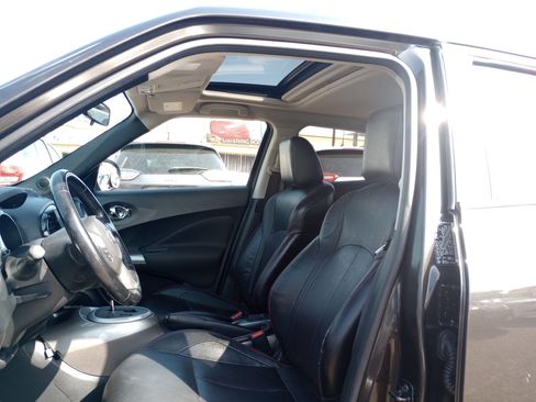 Used 2013 Nissan Juke SL FWD image 10