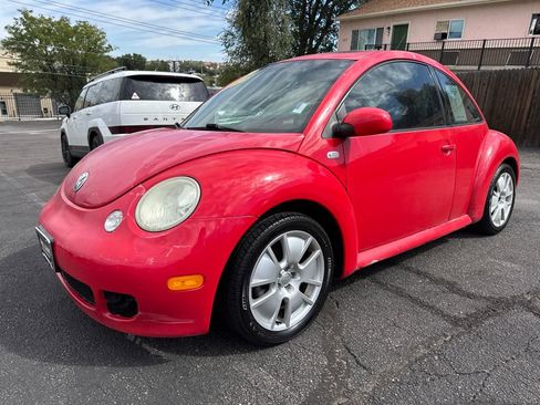 Used 2002 Volkswagen Beetle S image 1