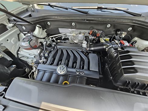 Used 2019 Volkswagen Atlas SE FWD image 25