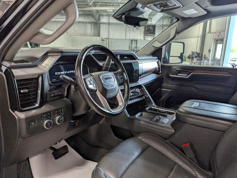 Used 2024 GMC Sierra 2500 Denali w/ Technology Package AWD/4WD image 16
