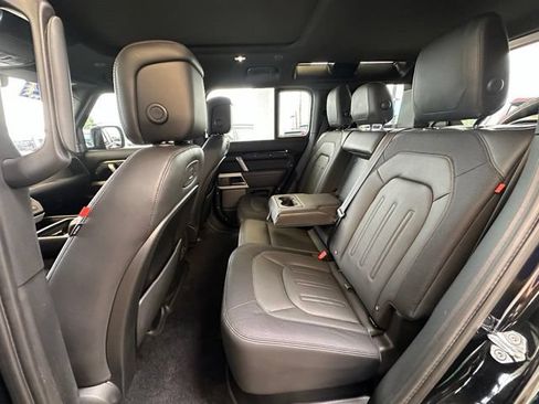 Used 2022 Land Rover Defender 110 X-Dynamic HSE AWD/4WD image 20