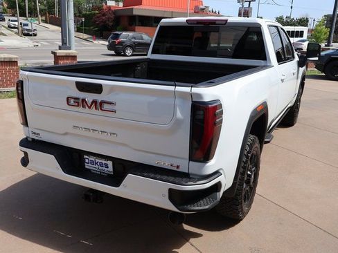 Certified 2026 GMC Sierra 2500 AT4 w/ AT4 Premium Plus Package AWD/4WD image 7