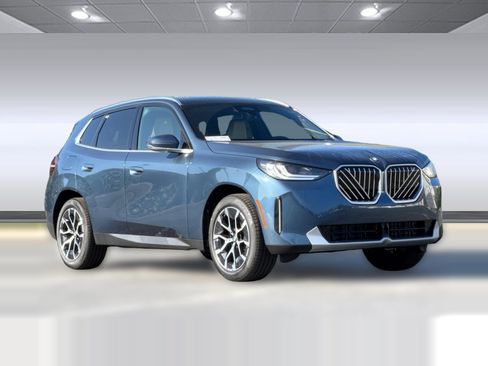 Used 2026 BMW X3 xDrive30 w/ Premium Package image 6