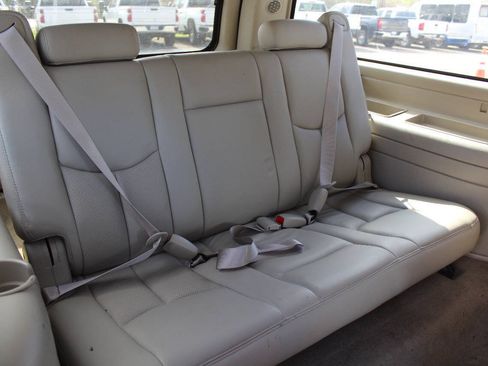 Used 2006 Cadillac Escalade ESV AWD image 22