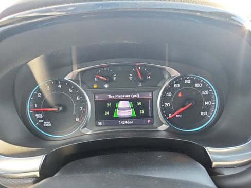 Certified 2023 Chevrolet Traverse RS w/ LPO, Floor Liner Package image 9