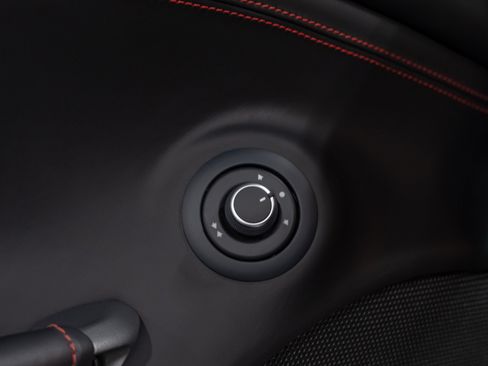 Used 2016 Ferrari 488 GTB RWD image 36