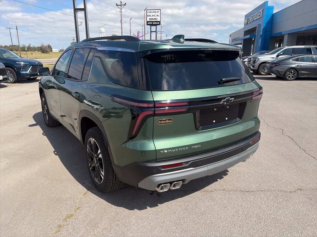 New 2027 Chevrolet Traverse LT w/ Sun and Wheel Package AWD/4WD image 4