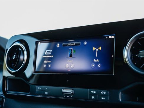 Used 2024 Mercedes-Benz eSprinter 170 Cargo image 12