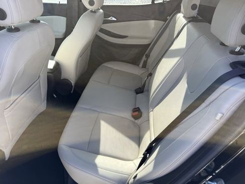 Used 2024 Buick Encore GX Sport Touring w/ Advanced Technology Package image 10