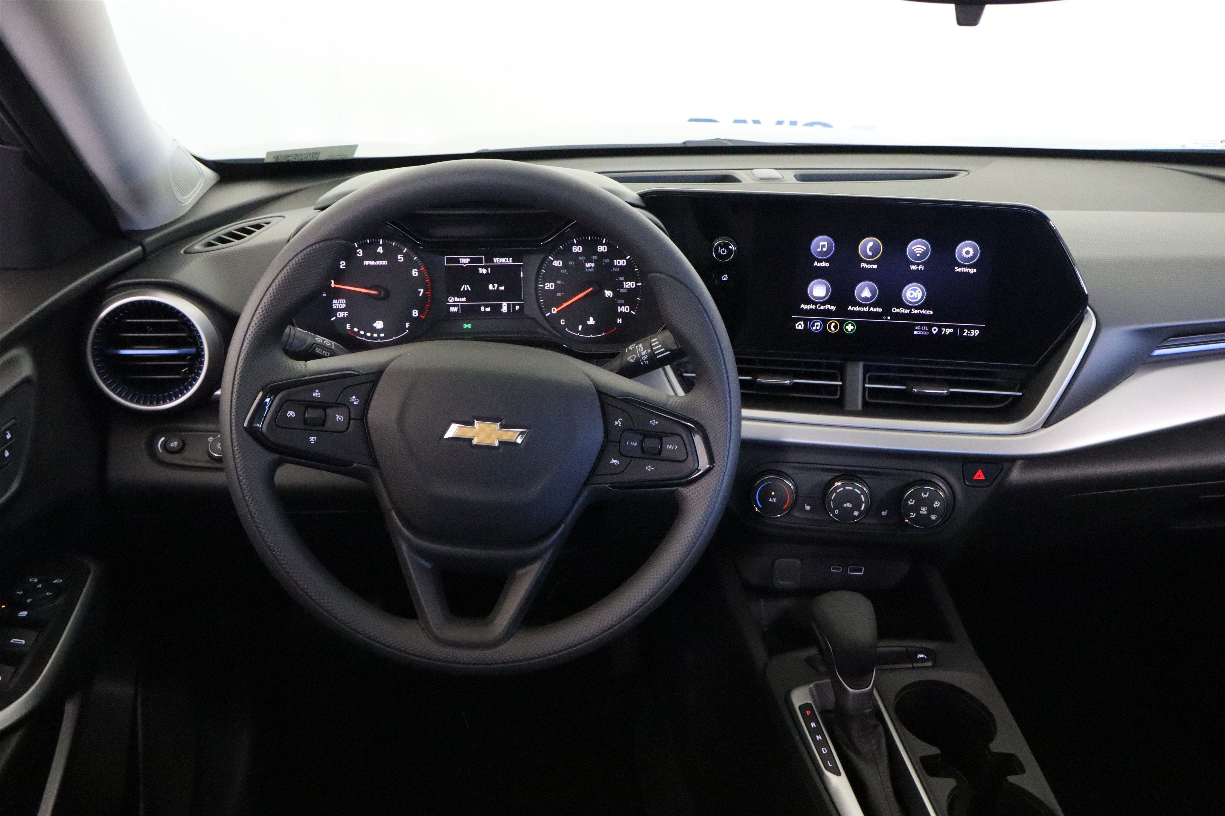 New 2026 Chevrolet Trax LS w/ LS Convenience Package FWD image 18