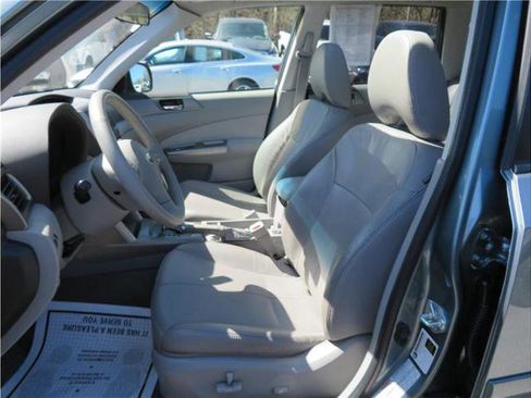 Used 2009 Subaru Forester 2.5X Limited image 22
