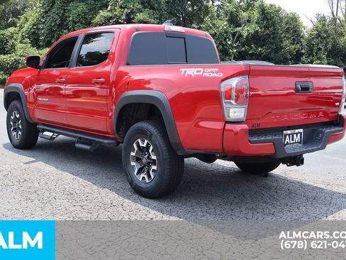 Used 2023 Toyota Tacoma TRD Off-Road w/ Technology Package RWD image 8