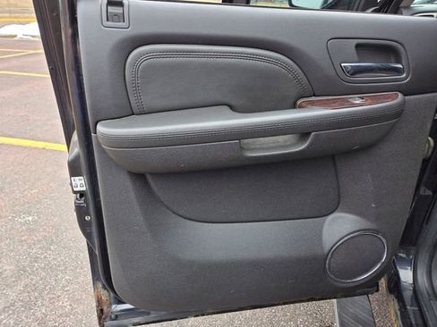 Used 2010 GMC Sierra 1500 Denali image 42