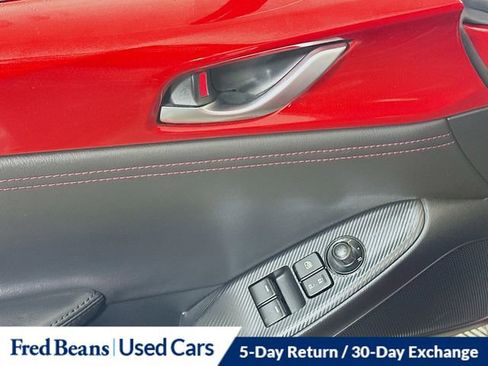Used 2016 MAZDA MX-5 Miata Grand Touring image 18