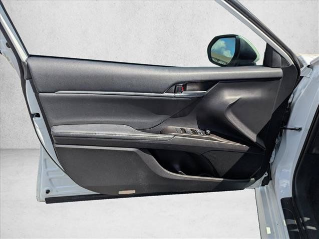 Used 2023 Toyota Camry XLE FWD image 22