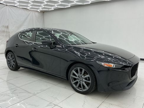 Used 2021 MAZDA MAZDA3 s FWD image 6