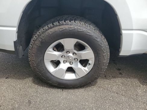 Used 2021 RAM 1500 Big Horn AWD/4WD image 7