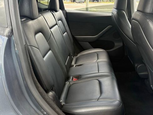Used 2023 Tesla Model Y AWD image 16