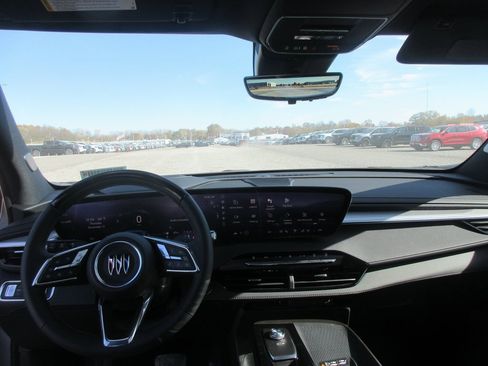 New 2026 Buick Enclave Avenir image 17