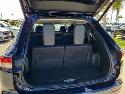 Used 2024 Mitsubishi Outlander SE Black Edition image 16