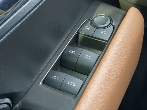 Used 2024 GMC Canyon AT4 w/ AT4 Premium Package image 23