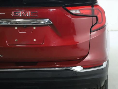 Used 2021 GMC Terrain SLT image 47