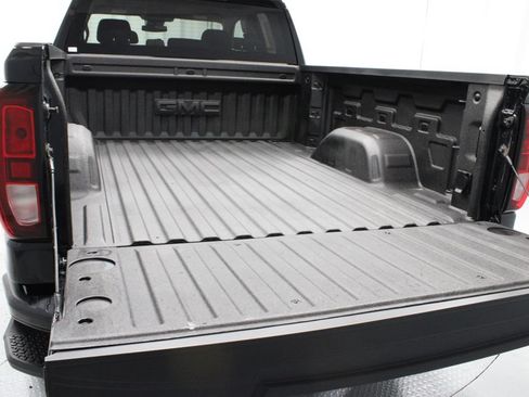 Used 2023 GMC Sierra 1500 Elevation AWD/4WD image 18