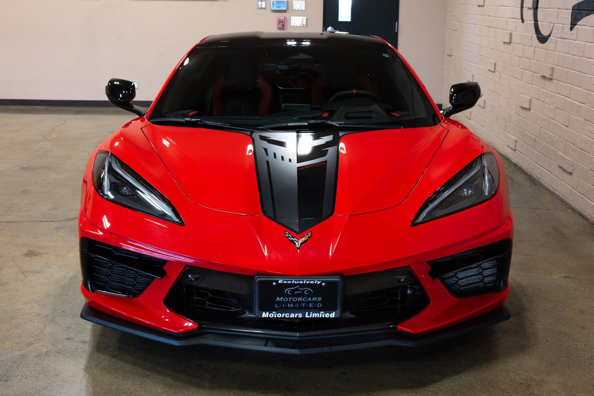 Used 2025 Chevrolet Corvette Stingray Premium Cpe w/ Z51 Performance Package RWD image 15