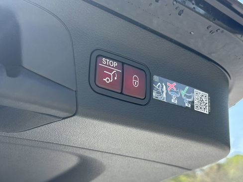 New 2026 Mercedes-Benz GLS 450 4MATIC image 23