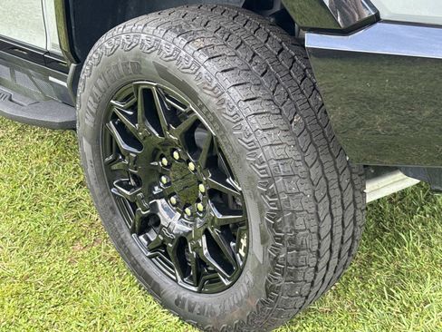 Used 2026 GMC Hummer EV SUV AWD/4WD image 12