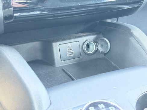 Used 2025 Ford Escape ST-Line w/ Tech Pack #1 AWD/4WD image 27
