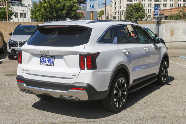New 2026 Kia Sorento EX AWD/4WD image 16