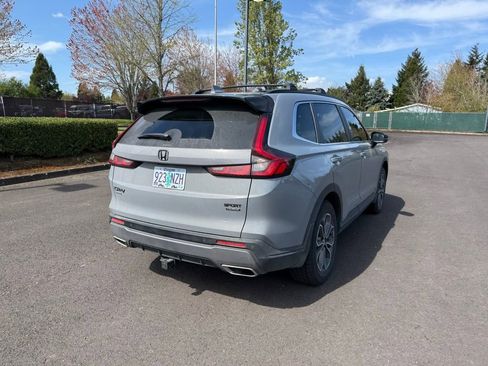 Used 2023 Honda CR-V Sport Touring image 7