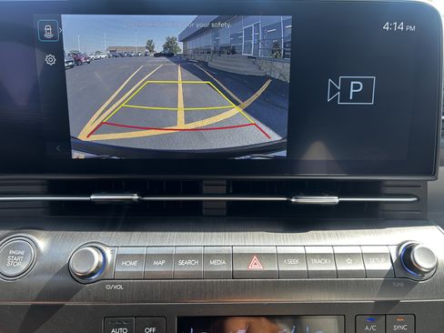 Used 2025 Hyundai Kona SEL AWD/4WD image 22