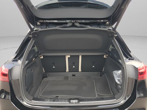 Used 2025 Mercedes-Benz GLA 250 image 33