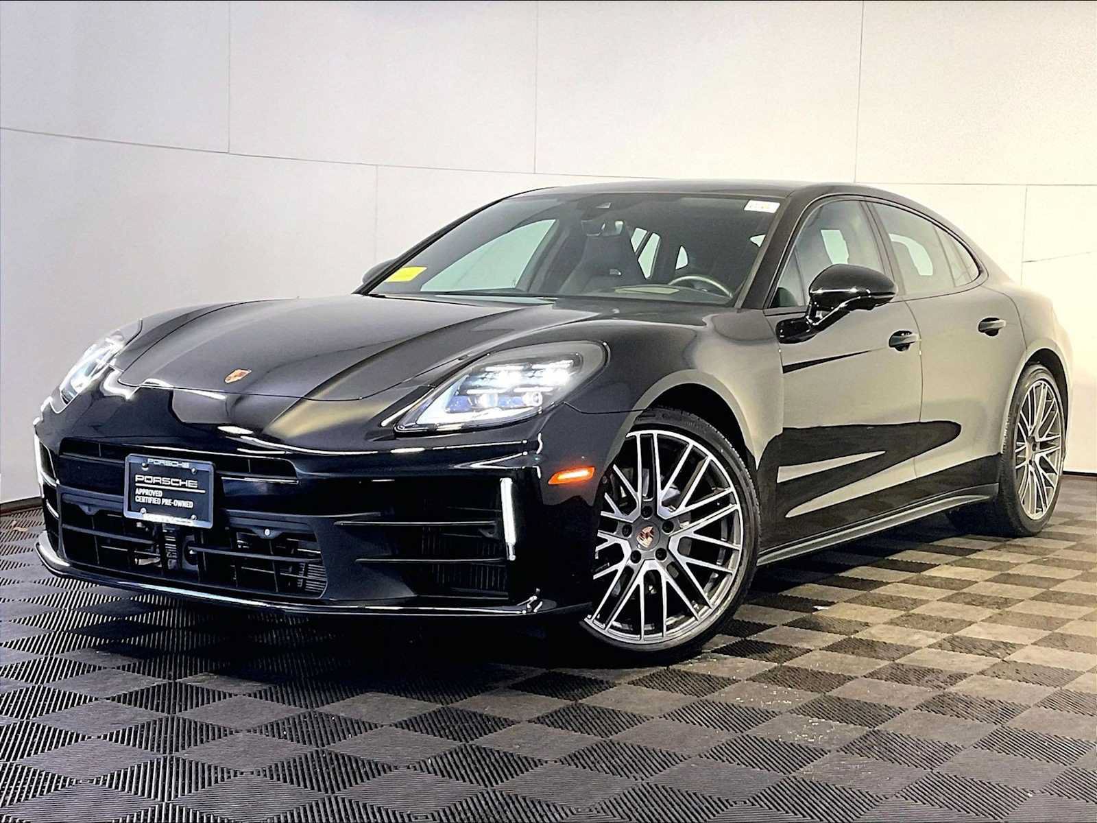 Certified 2026 Porsche Panamera 4 AWD/4WD image 1