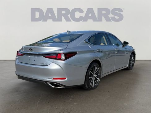Certified 2024 Lexus ES 350 w/ Premium Package FWD image 6