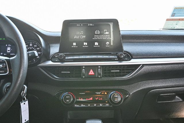 Used 2019 Kia Forte LXS FWD image 17