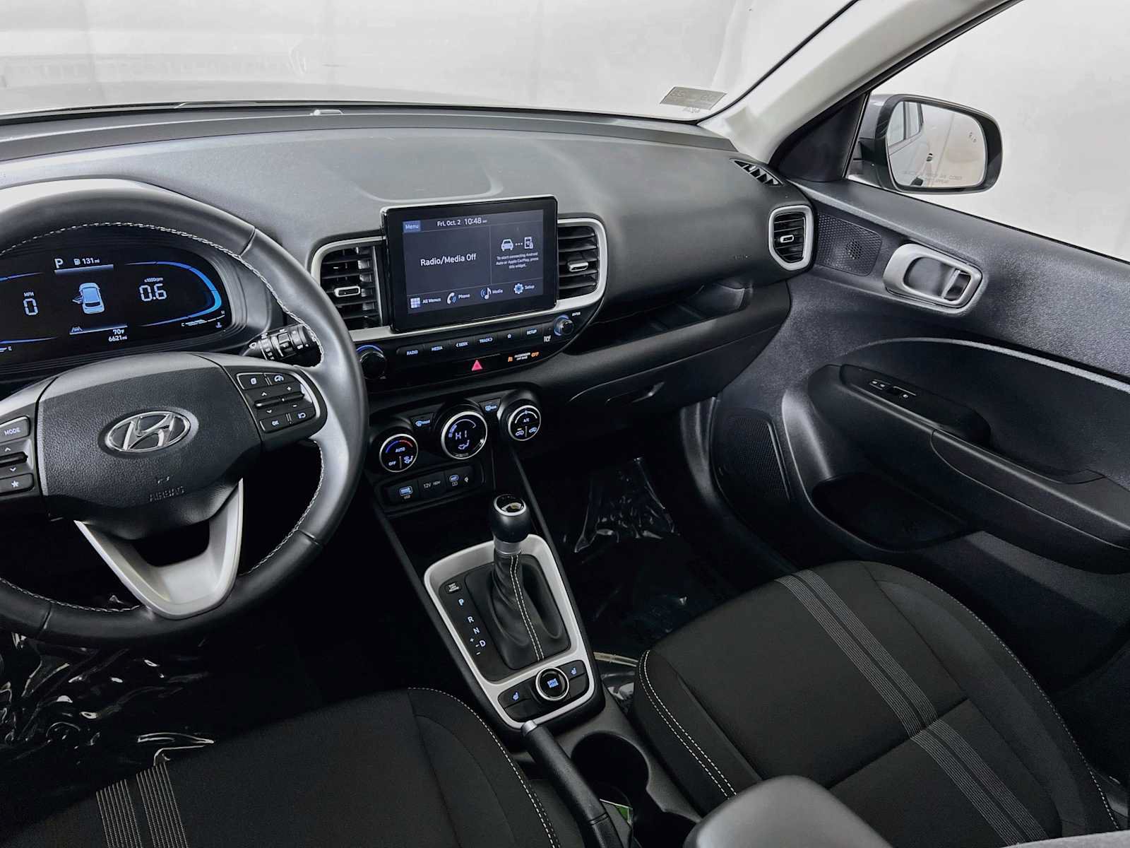 Certified 2026 Hyundai Venue SEL FWD image 25