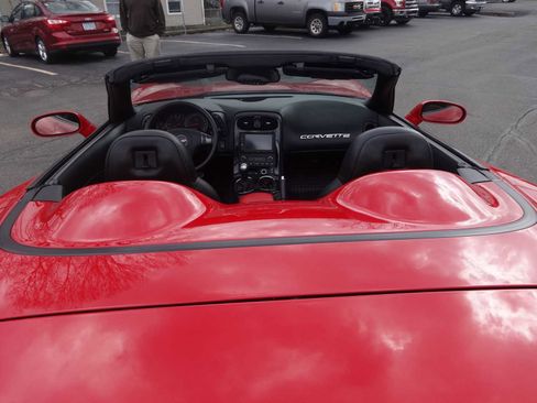 Used 2007 Chevrolet Corvette Convertible w/ Preferred Equipment Group image 25