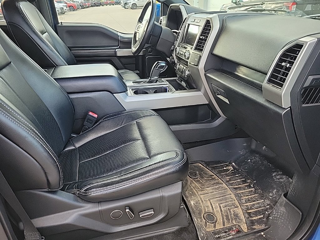 Used 2018 Ford F150 Lariat w/ Equipment Group 502A Luxury AWD/4WD image 12