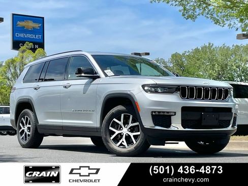 Used 2024 Jeep Grand Cherokee L Limited w/ Luxury Tech Group II image 1
