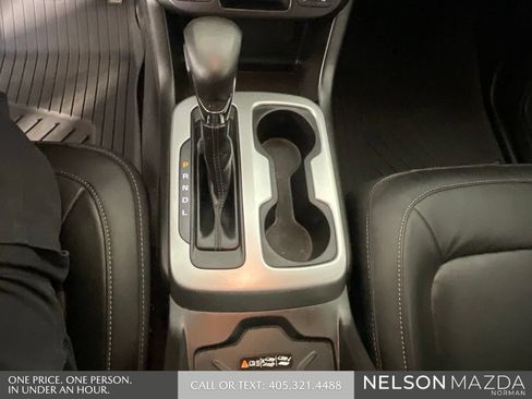 Used 2022 Chevrolet Colorado ZR2 AWD/4WD image 37