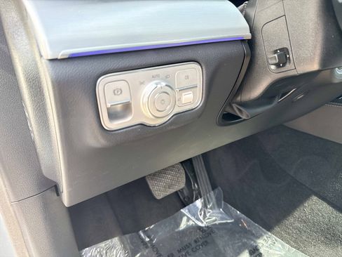 Certified 2024 Mercedes-Benz GLE 350 4MATIC image 19