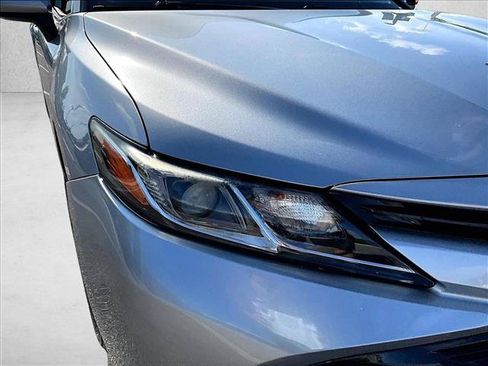 Used 2020 Toyota Camry LE FWD image 28