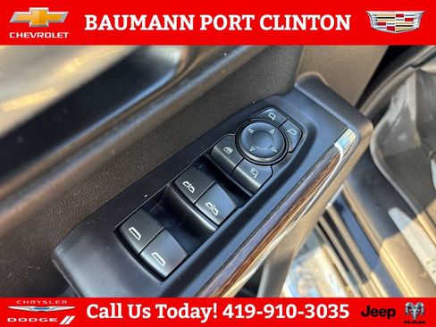 Used 2021 Chevrolet Silverado 1500 High Country w/ Technology Package AWD/4WD image 12
