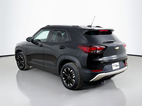 Used 2023 Chevrolet TrailBlazer LT w/ Convenience Package image 6