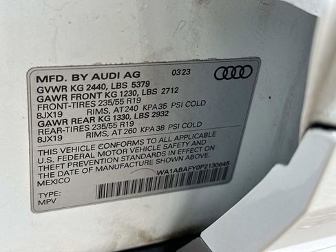 Used 2023 Audi Q5 2.0T Premium w/ Convenience Package image 19