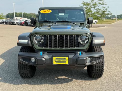 Used 2024 Jeep Wrangler Unlimited Rubicon 4xe AWD/4WD image 2